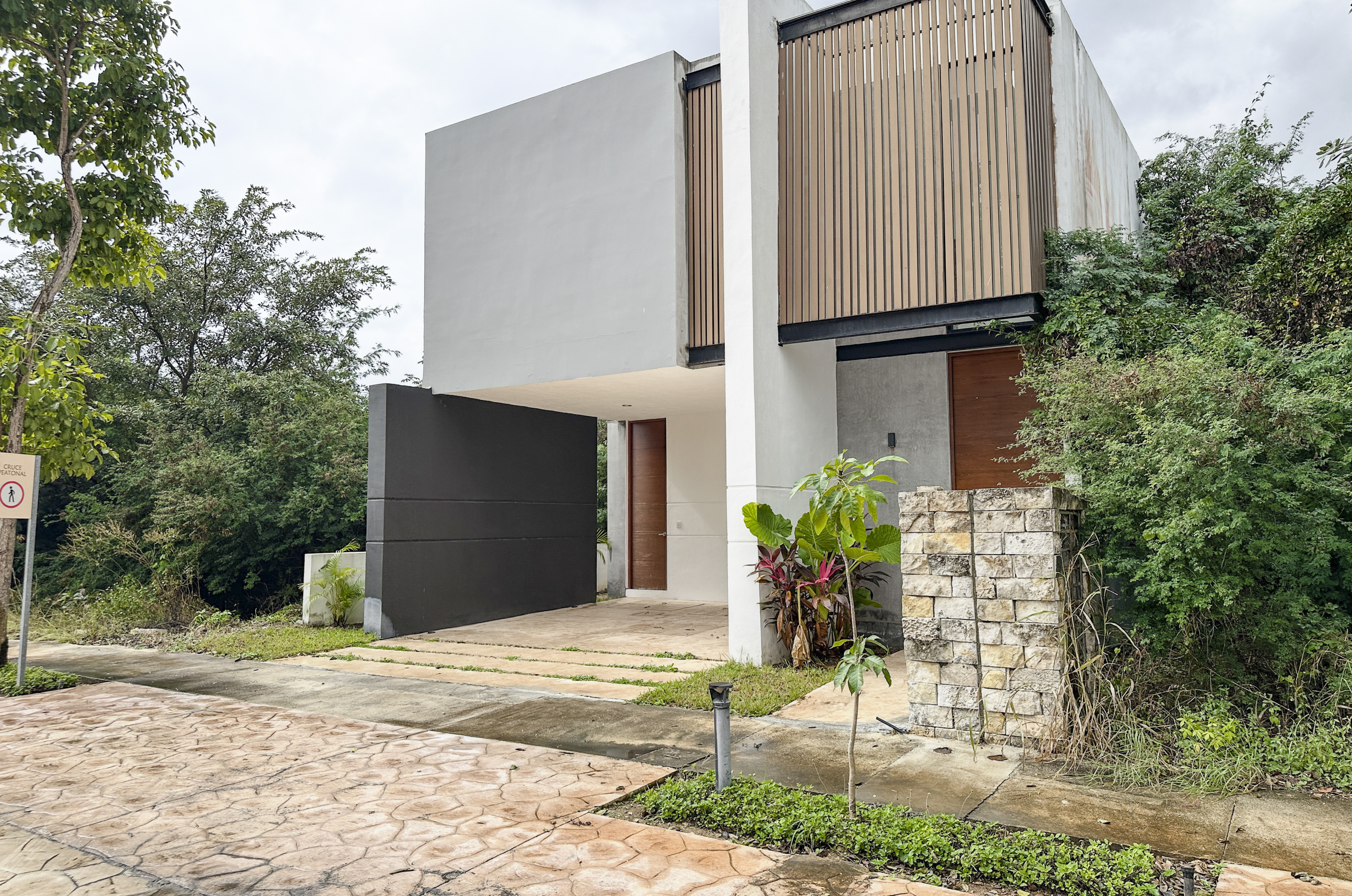 1680-Casas-en-venta-en-Merida-Paseo-Country-de-3-habitaciones-con-rooftop (46).jpg